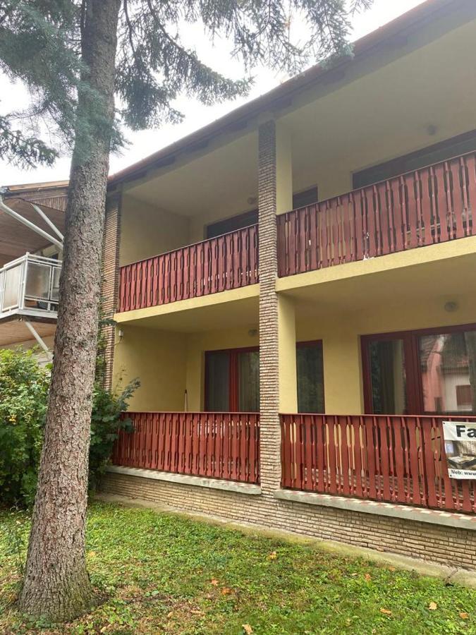 Home Sweet Apartment Xl Buk Exterior photo